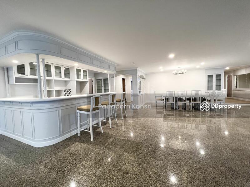 For Rent - Oriental Towers, Bangkok