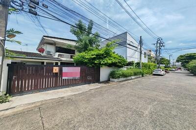 ขาย - เฉลิมสุขนิเวศน์ 5 ลาดปลาเค้า 32, กรุงเทพ