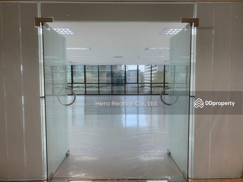 For Rent - For Rent Bangkok Office Sathon BTS Sala Daeng MRT Lumpini Bang Rak BRE19098, Bangkok