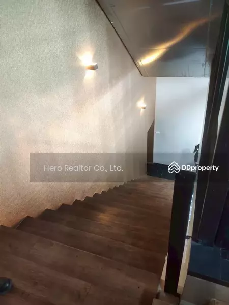 For Rent - For Rent Bangkok Retail Space Silom Convent Bang Rak BTS Sala Daeng BRE25221, Bangkok