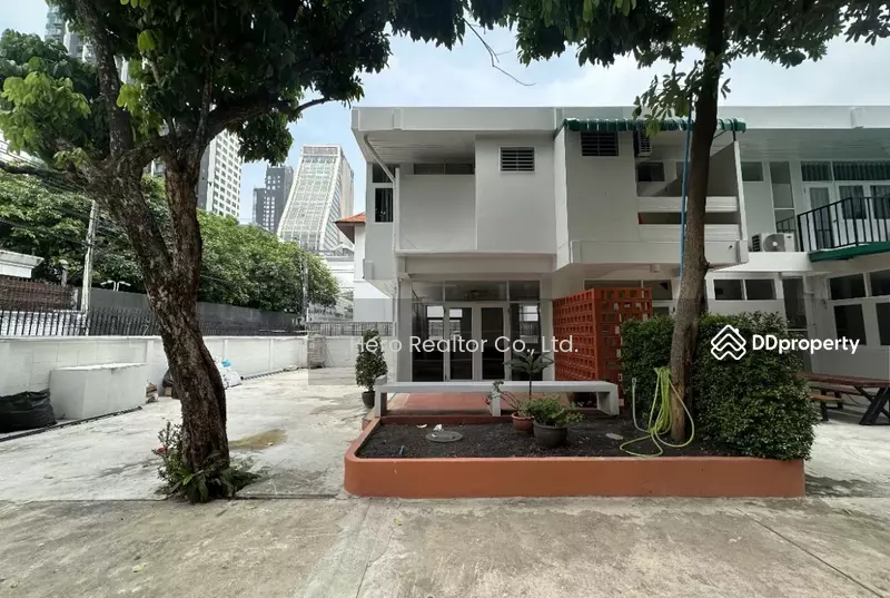 For Rent - For Rent Home Office Near Sukhumvit Road BTS Asok BTS Asok MRT Sukhumvit BRE25015, Bangkok