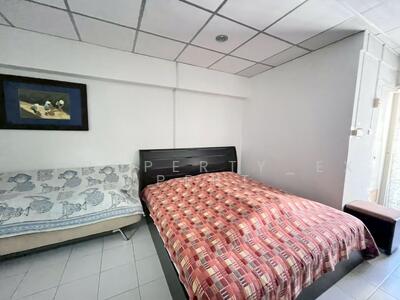 ขาย - แฟมิลี่ คอมเพล็กซ์, กรุงเทพ