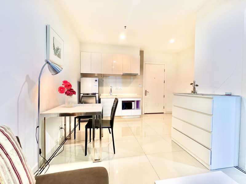 TC Green Rama 9, Bangkok, Rama 9 Road, Huai Khwang, Huai Khwang, Bangkok, 1 Bedroom, 40 sqm, Condo For Rent, by Mike Hsu, 60125735 - DDproperty.com