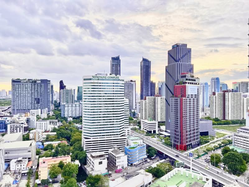 TC Green Rama 9, Bangkok, Rama 9 Road, Huai Khwang, Bangkok, 1 Bedroom, 40 sqm, Condo For Rent, by Mike Hsu, 60125735 - DDproperty.com