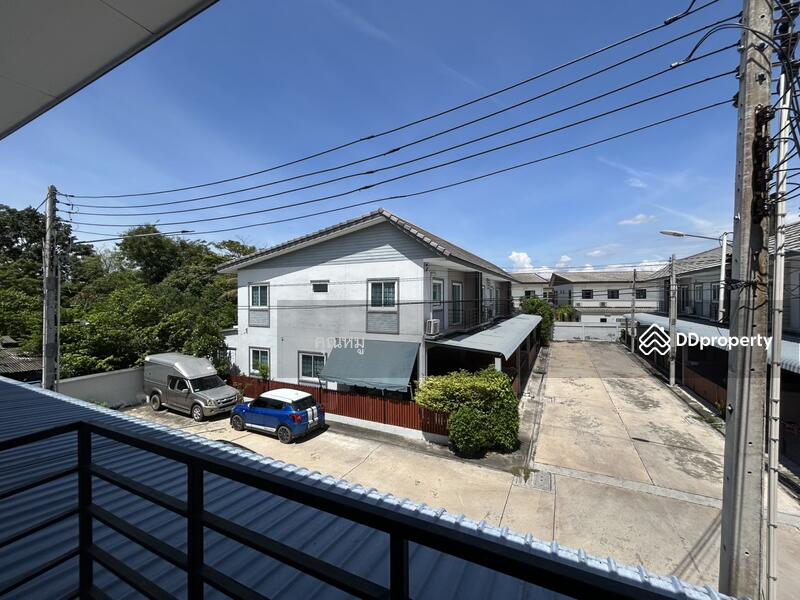 ขาย - บ้านสำหรับคนที่มองหาความสงบ แต่ยังใกล้ความสะดวกในเมือง ขายทาวน์เฮาส์ 2 ชั้น หมู่บ้าน ฟ้าใสวิลล์ 2, ชลบุรี