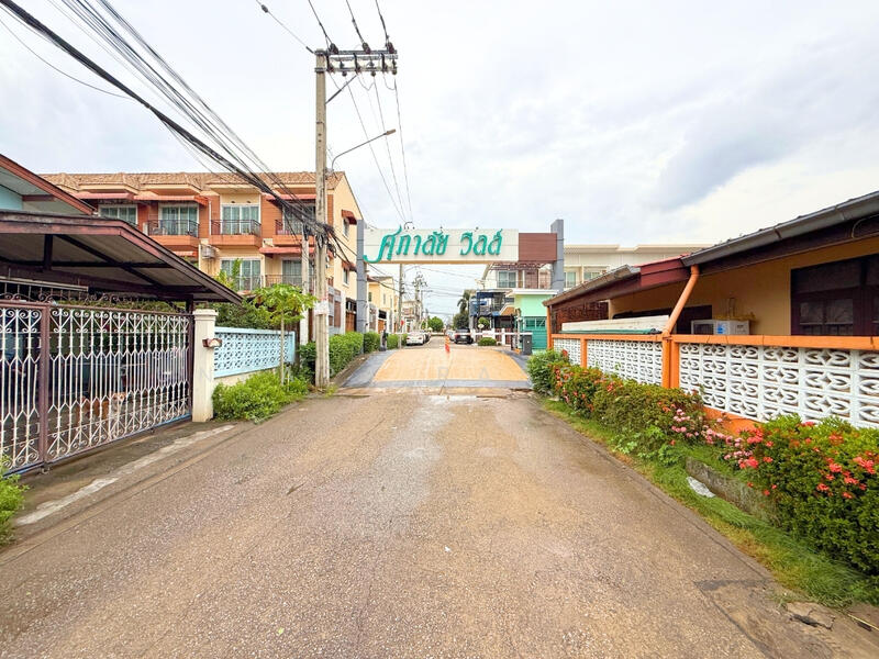 Supalai Ville Phaholyothin52, Bangkok, Khlong Tanon, Sai Mai, Bangkok, 3 Bedrooms, 181 sqm, Townhouse For Sale, by Punpapa Rassamee, 60125871 - DDproperty.com