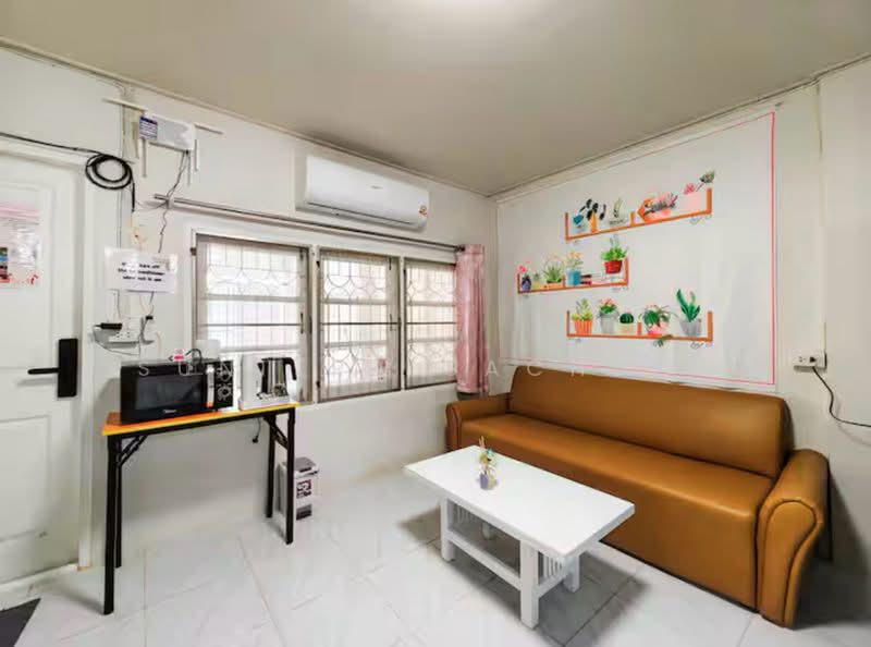 ทาวน์เฮ้าส์ 2 ชั้น ซอยศรีด่าน 17, Samut Prakan, -, Samrong Nua, Muang Samut Prakarn, Samut Prakan, 2 Bedrooms, 72 sqm, Townhouse For Rent, by Sunitra Sachdev, 60125963 - DDproperty.com