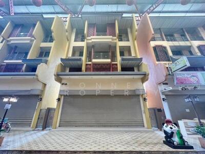 ขาย - อาคารพาณิชย์ 3 ชั้น ครึ่ง ไชน่าทาวน์ ศาลายา Commercial building Chinatown Salaya, นครปฐม