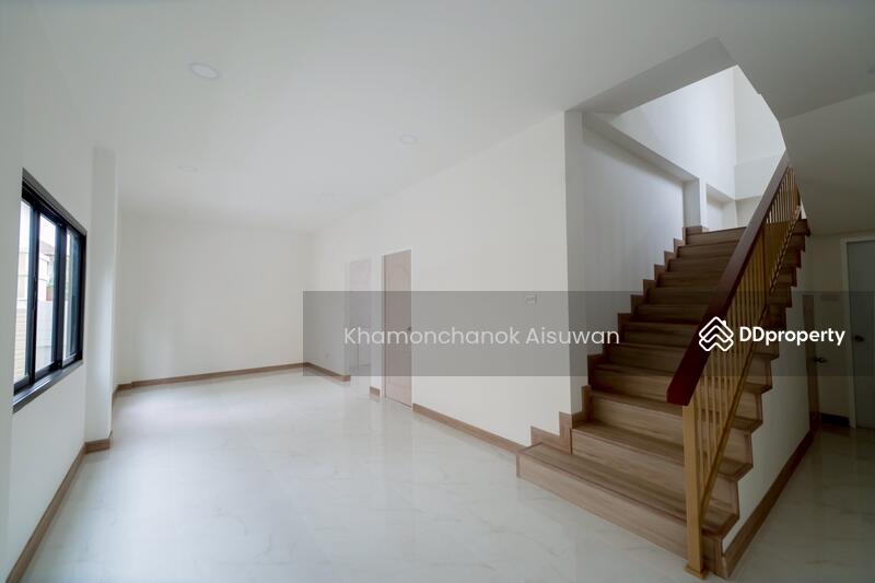 For Sale - 4 Bedrooms 5 Bathrooms for Sale in Hang Dong Kunlaphan Ville 9, Chiang Mai
