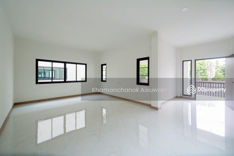 For Sale - 4 Bedrooms 5 Bathrooms for Sale in Hang Dong Kunlaphan Ville 9, Chiang Mai