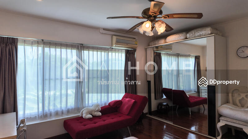 For Sale - Baan Somprasong, Chon Buri