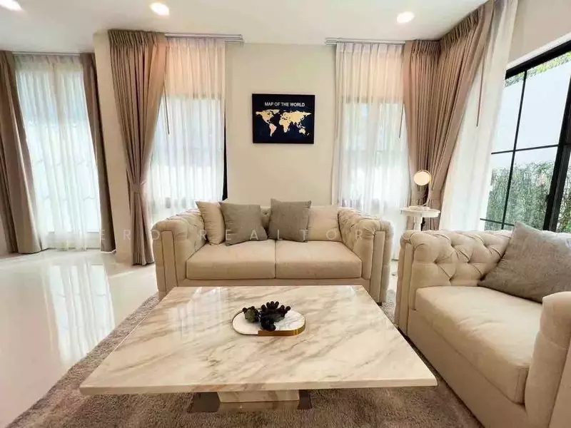 For Rent - Nantawan Rama 9 - New Krungthepkreetha, Bangkok