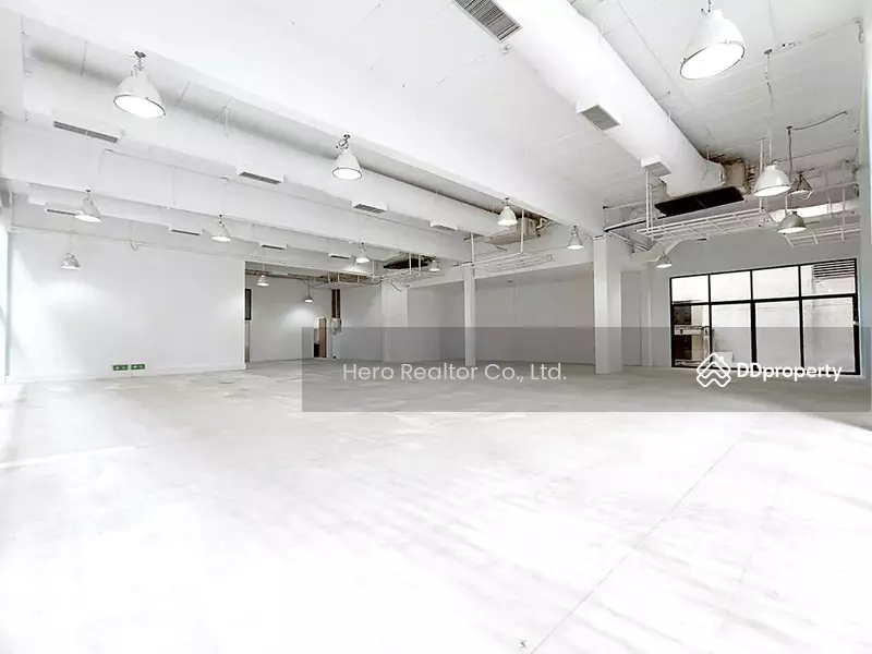 For Rent - For Rent Bangkok Retail Office BTS Asok MRT Sukhumvit Watthana BRE25033, Bangkok