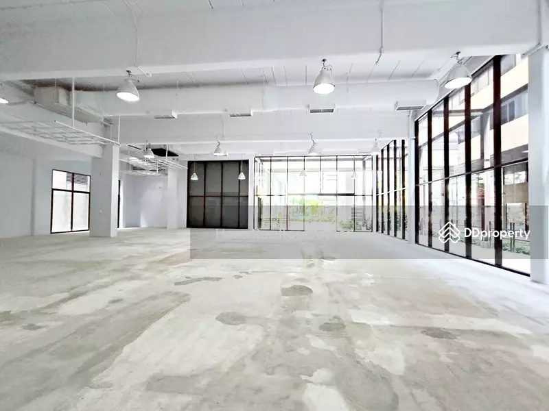 For Rent - For Rent Bangkok Retail Office BTS Asok MRT Sukhumvit Watthana BRE25033, Bangkok