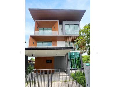 ขาย - Akaluck Sansai : เอกลักษณ์ สันทราย, เชียงใหม่