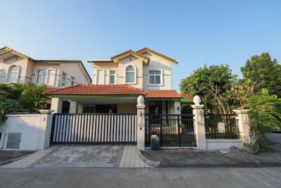 ขาย - Rasa Spanish Courtyard, กรุงเทพ