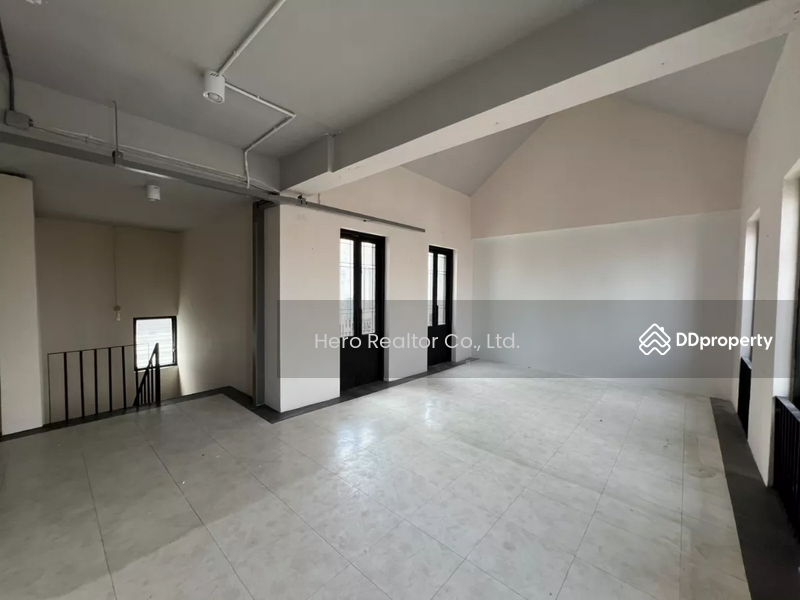 For Rent - For Rent Bangkok Office Space Rama I Rama 4 Pathum Wan BTS National Stadium MRT Sam Yan BRE25614, Bangkok