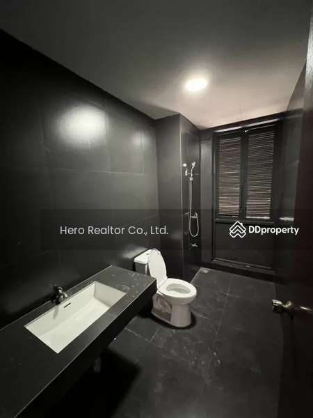 For Rent - For Rent Bangkok Office Space Rama I Rama 4 Pathum Wan BTS National Stadium MRT Sam Yan BRE25614, Bangkok