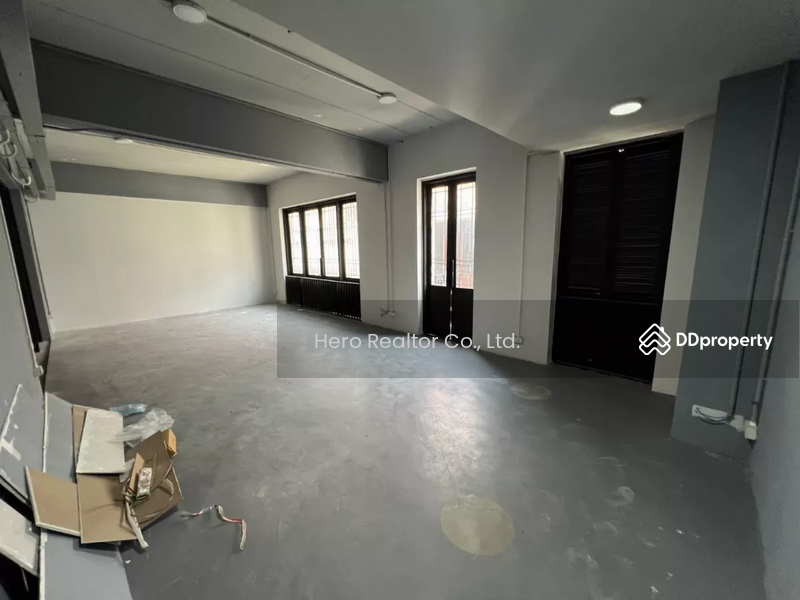 For Rent - For Rent Bangkok Office Space Rama I Rama 4 Pathum Wan BTS National Stadium MRT Sam Yan BRE25614, Bangkok