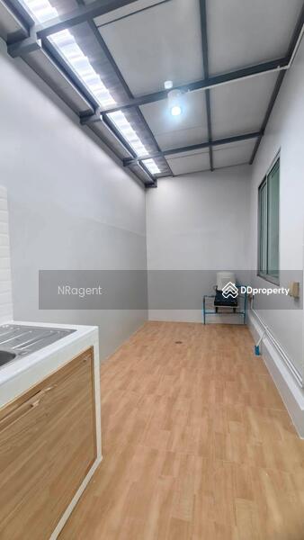 For Sale - The Connect Bearing Station, Samut Prakan