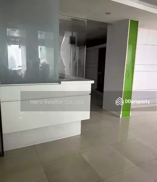 For Sale - For Sale Bangkok Shop House Sukhumvit Khlong Toei near BTS Phrom Phong BRE25052, Bangkok