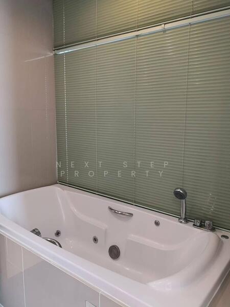 Fullerton Sukhumvit, Bangkok, Sukhumvit Road, Khlong Tan Nua, Watthana, Bangkok, 2 Bedrooms, 96 sqm, Condo For Rent, by Next Step Property, 60126980 - DDproperty.com