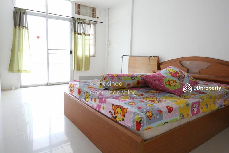 For Sale - 4-Bedroom Townhouse, Bangkok