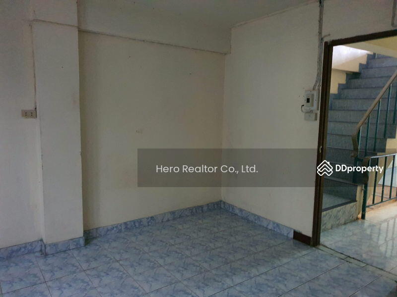 For Rent - For Rent Shop House Sathorn MRT Lumpini Sathorn Bangkok BRE19419, Bangkok