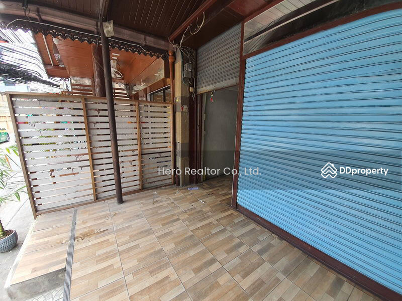 For Rent - For Rent Shop House Sathorn MRT Lumpini Sathorn Bangkok BRE19419, Bangkok