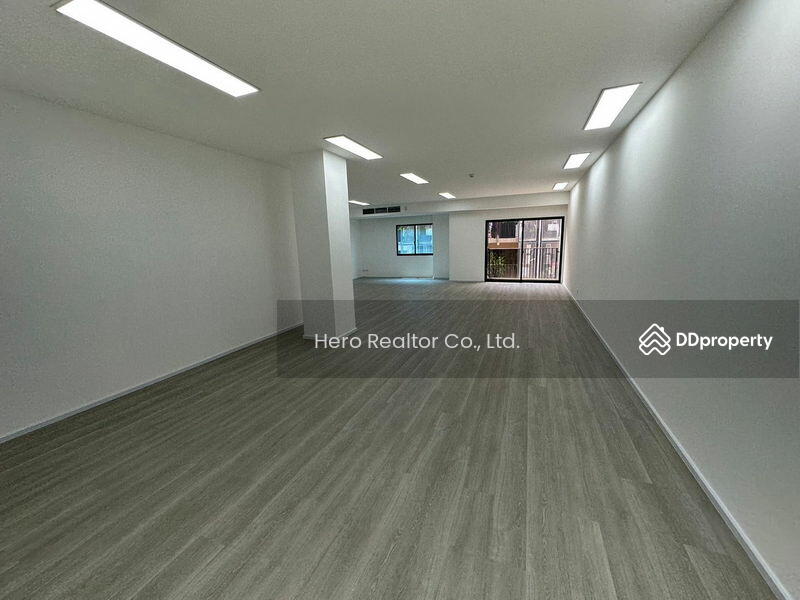 For Rent - For Rent Bangkok Office Chan BTS Surasak Sathorn BRE19401, Bangkok