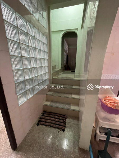 For Sale - For Sale Bangkok Shophouse Chan BTS Surasak Sathorn BRE19343, Bangkok
