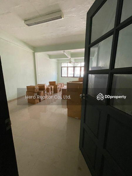 For Sale - For Sale Bangkok Shophouse Chan BTS Surasak Sathorn BRE19343, Bangkok