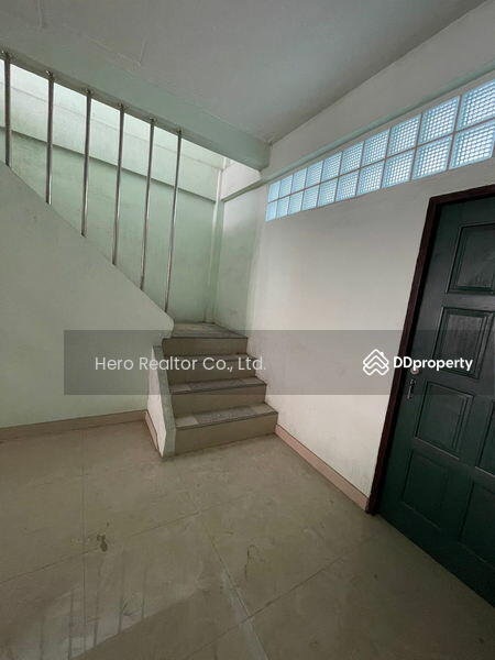 For Sale - For Sale Bangkok Shophouse Chan BTS Surasak Sathorn BRE19343, Bangkok