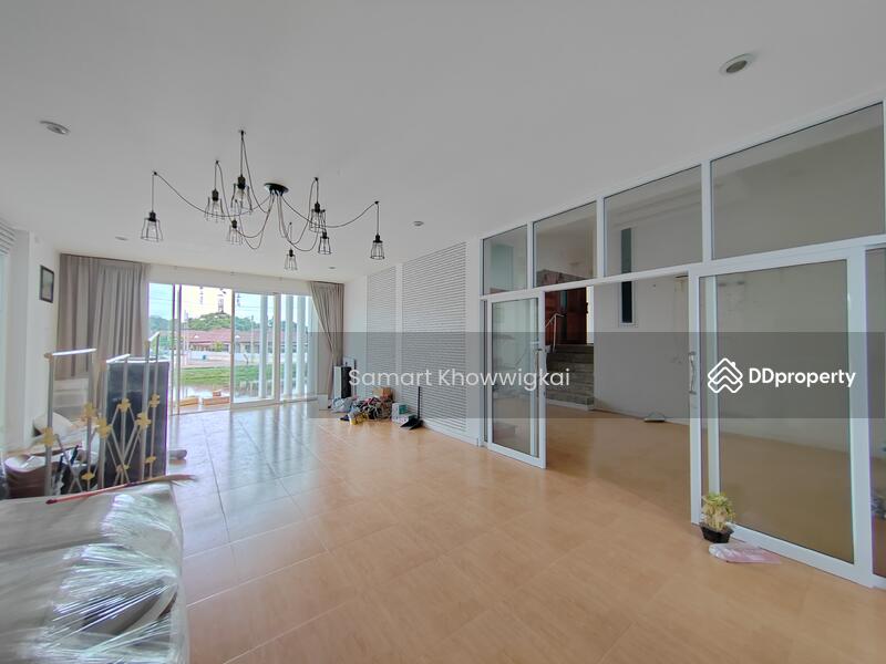 ให้เช่า - Waterfront Villa luxury House in Saraburi, breathtaking mountain views, near Kasemrad Hospital, สระบุรี