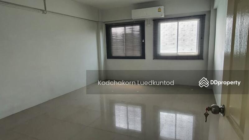 For Rent - 2-Bedroom House, Bangkok