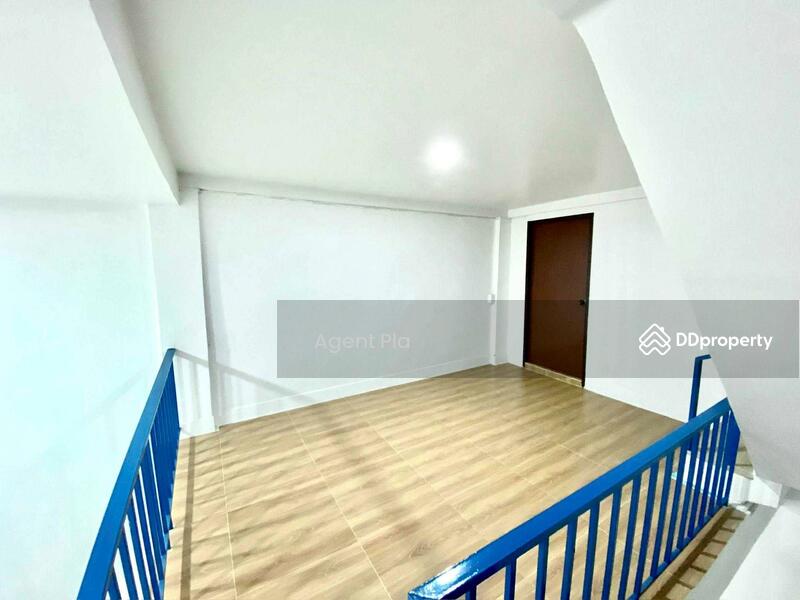 ให้เช่า - ให้เช่าอาคารพาณิชย์ ใกล้สถานีรถไฟฟ้า BTS ปุณณวิถี (SPSAD3235), กรุงเทพ