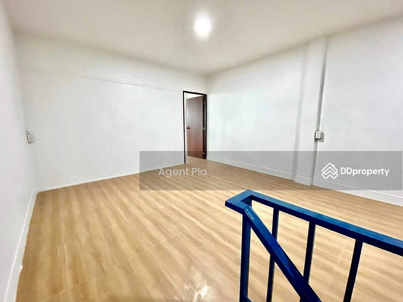 ให้เช่า - ให้เช่าอาคารพาณิชย์ ใกล้สถานีรถไฟฟ้า BTS ปุณณวิถี (SPSAD3235), กรุงเทพ