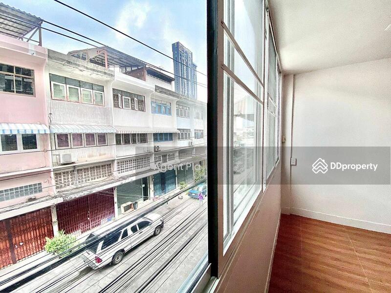 ให้เช่า - ให้เช่าอาคารพาณิชย์ ใกล้สถานีรถไฟฟ้า BTS ปุณณวิถี (SPSAD3235), กรุงเทพ