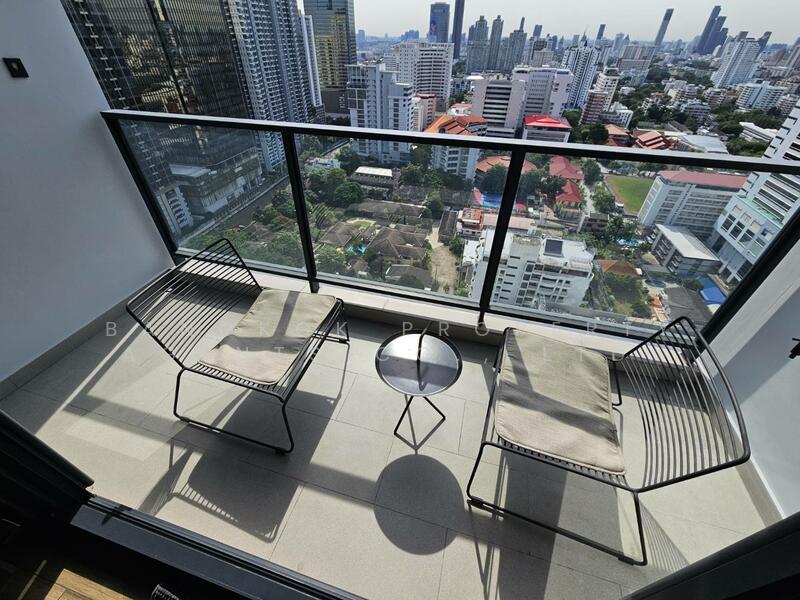 The Lofts Asoke, Bangkok, Sukhumvit 21 Road, Khlongtoei Nua, Watthana, Bangkok, 2 Bedrooms, 75 sqm, Condo For Rent, by BANGKOK PROPERTY AGENTS CO., LTD., 60128107 - DDproperty.com