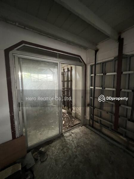 For Rent - For Rent House Narathiwas BTS Chong Nonsi Sathorn BRE3861, Bangkok