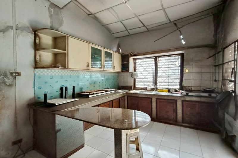 ที่ดินพร้อมสิ่งปลูกสร้าง งามวงศ์วาน 3 แยก 10, งามวงศ์วาน 9 แยก 13, นนทบุรี, งามวงศ์วาน, บางกระสอ, เมืองนนทบุรี, นนทบุรี, 165 ตร.ม., บ้านเดี่ยว ขาย, โดย ชนะชาติ นนท์ตา, 60128650 - DDproperty.com