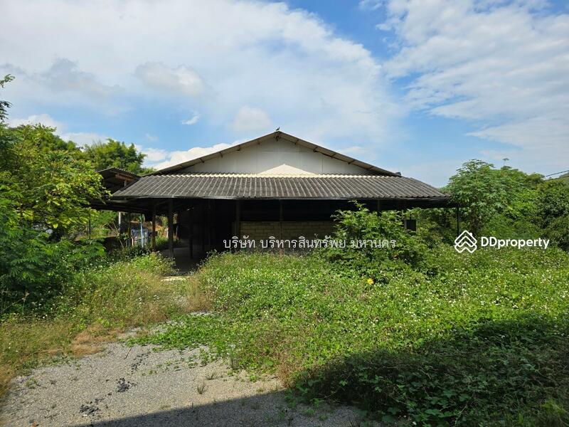 For Sale - Warehouse 483 sqw. in Chomthong, Chiangmai, Chiang Mai