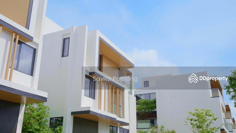 For Sale - 6-Bedroom House, Bangkok