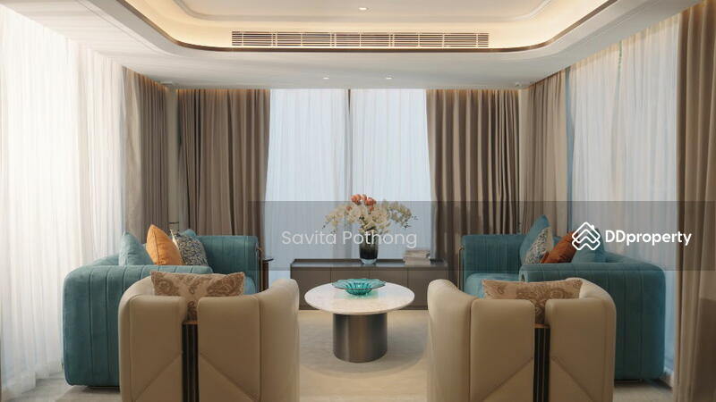For Sale - 6-Bedroom House, Bangkok