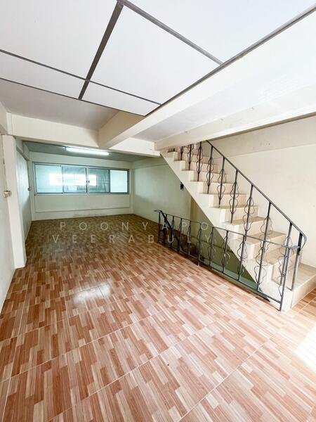 ขาย - ขายอาคารพาณิชย์ ตกแต่งใหม่ - ซอยท่าข้าม แขวงแสมดำ, กรุงเทพ