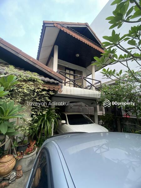 For Sale - 3-Br House near BTS Punnawithi, Bangkok