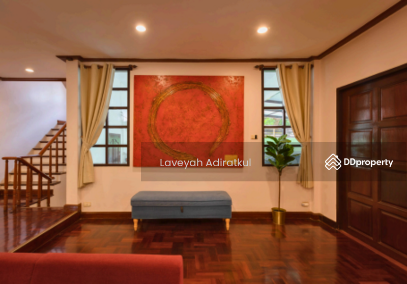 For Sale - 4-Br House near MRT Phra Ram 9, Bangkok