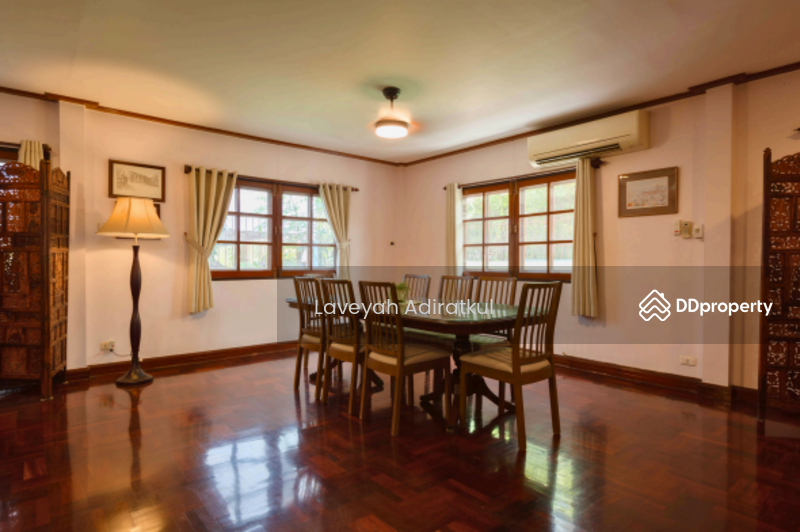 For Sale - 4-Br House near MRT Phra Ram 9, Bangkok