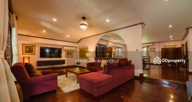 For Sale - 4-Br House near MRT Phra Ram 9, Bangkok