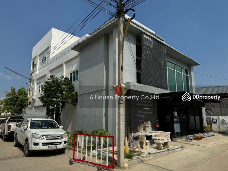 For Sale - 3-storey home office for sale in the heart of Amata, Chon Buri